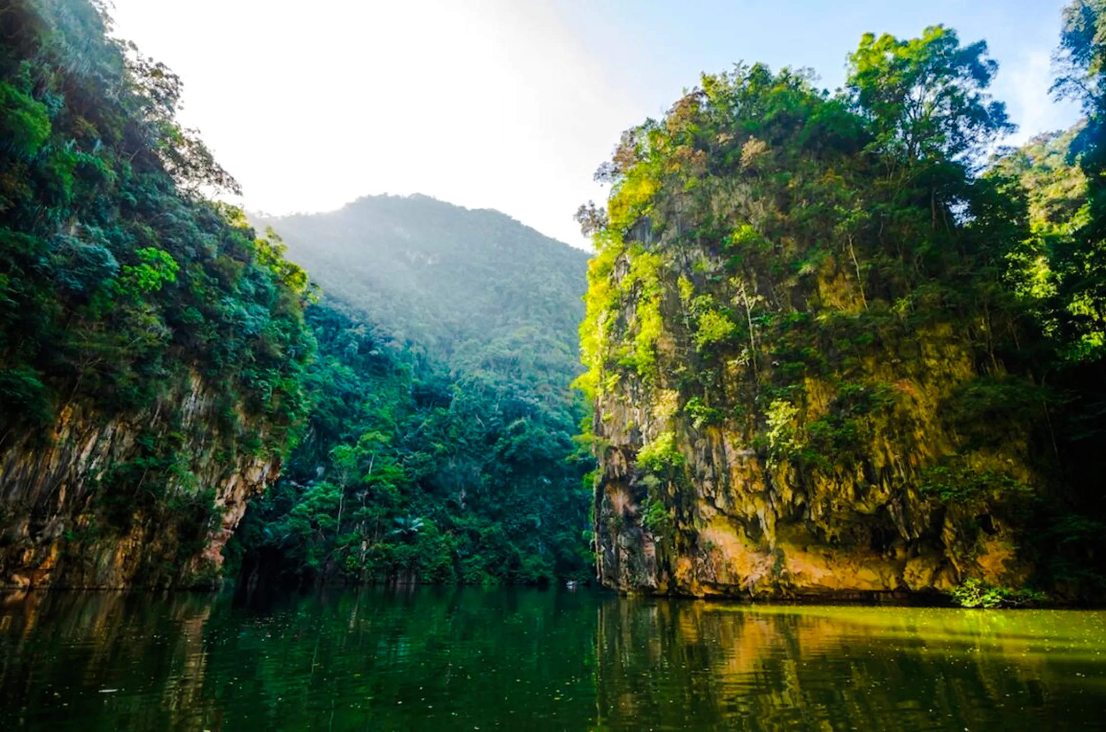 from kuala lumpur: private ipoh heritage & kek lok tong cave temple day trip-8