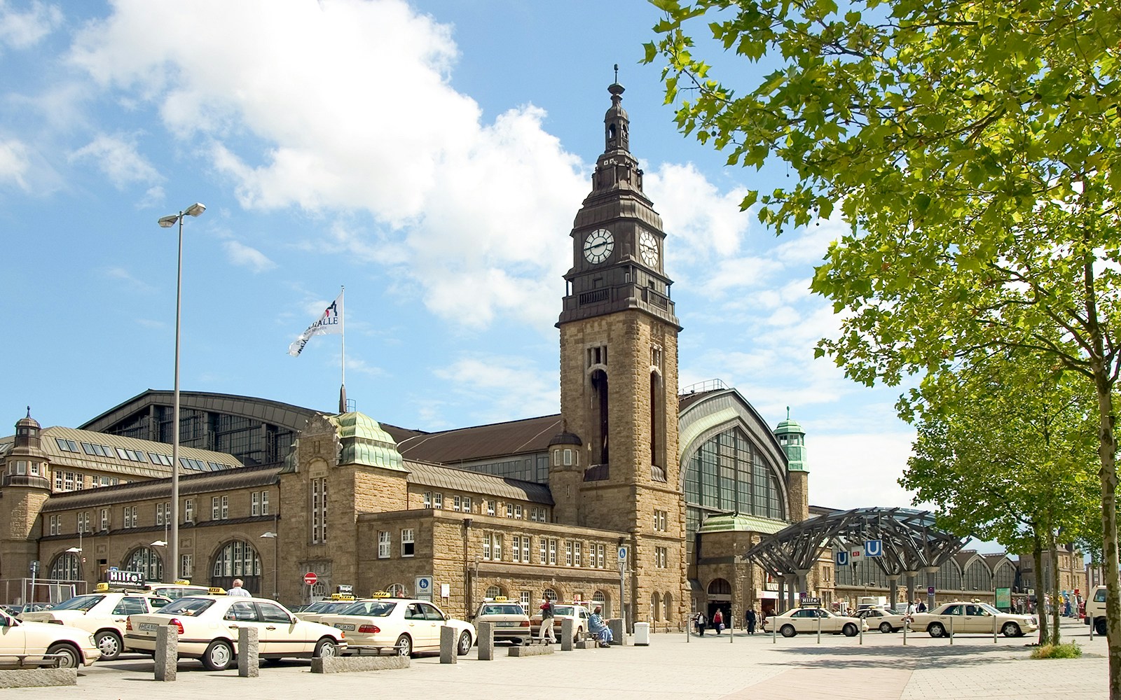 Central Railway Station in Hamburg