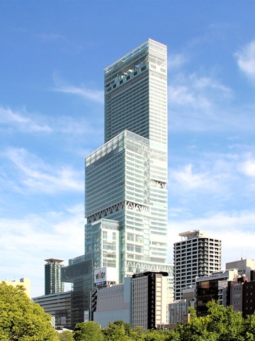 HARUKAS 300 observation deck in Osaka, Japan, with city skyline.