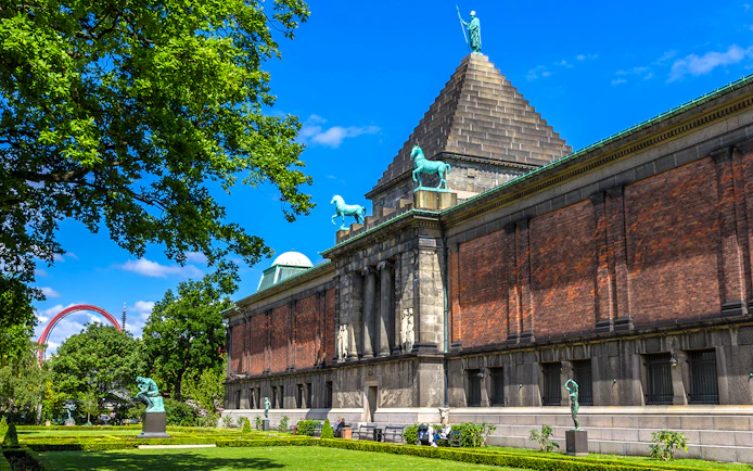 Ny Carlsberg Glyptotek exterior with sculptures, Copenhagen, Denmark.