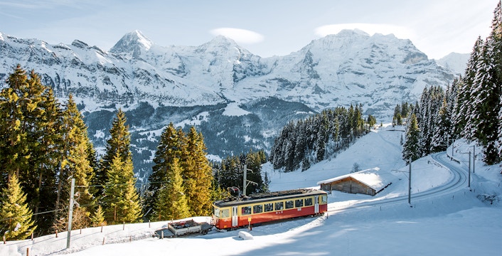 Interlaken Train Tickets: Alpine Journey Ease