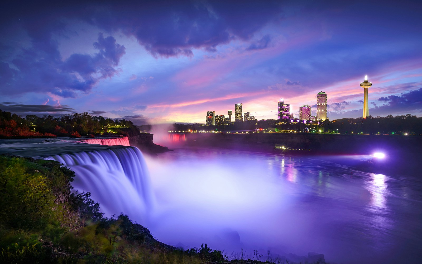Niagara Falls Night Tours