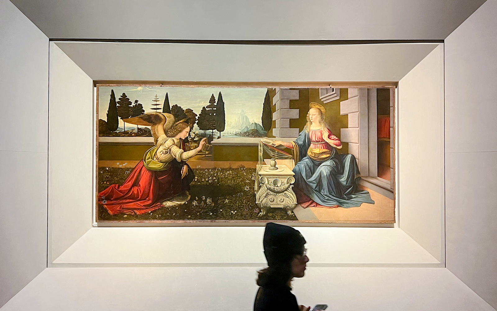 The Annunciation painting by Leonardo da Vinci at Uffizi Gallery, Florence.