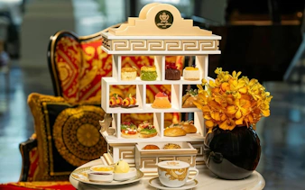 palazzo versace dubai: afternoon high tea at mosaico lounge-1