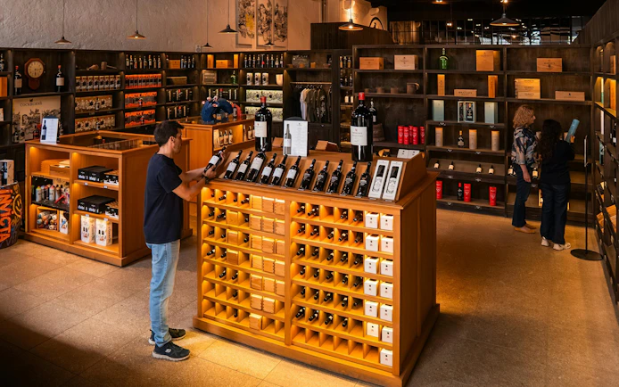 Cockburn's Lodge Guided Tour with Premium Wine Tasting