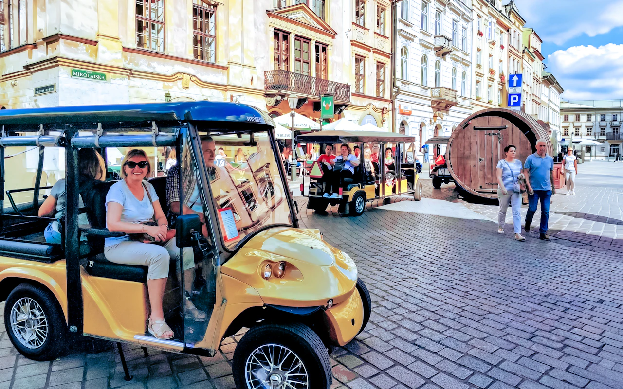 Altstadtbesichtigung mit dem Golfmobil + geführte Tour durch das Wawel-Schloss — 5