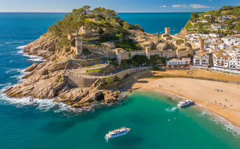 Tossa de Mar medieval castle and beach on Costa Brava, Catalonia, Spain.
