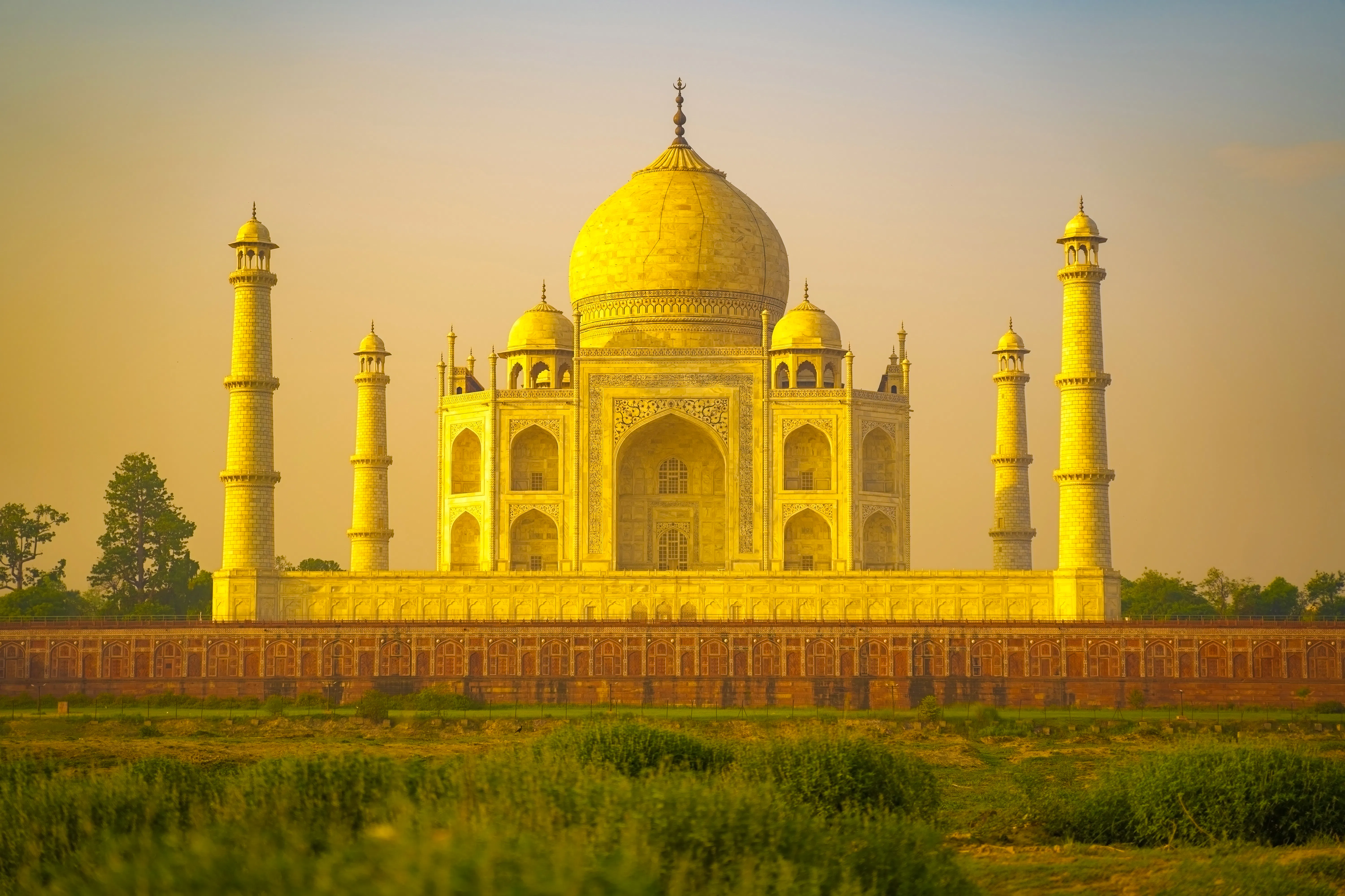 Agra Private Evening Tour by Car with Taj Mahal Sunset View from Mehtab Bagh and Baby Taj