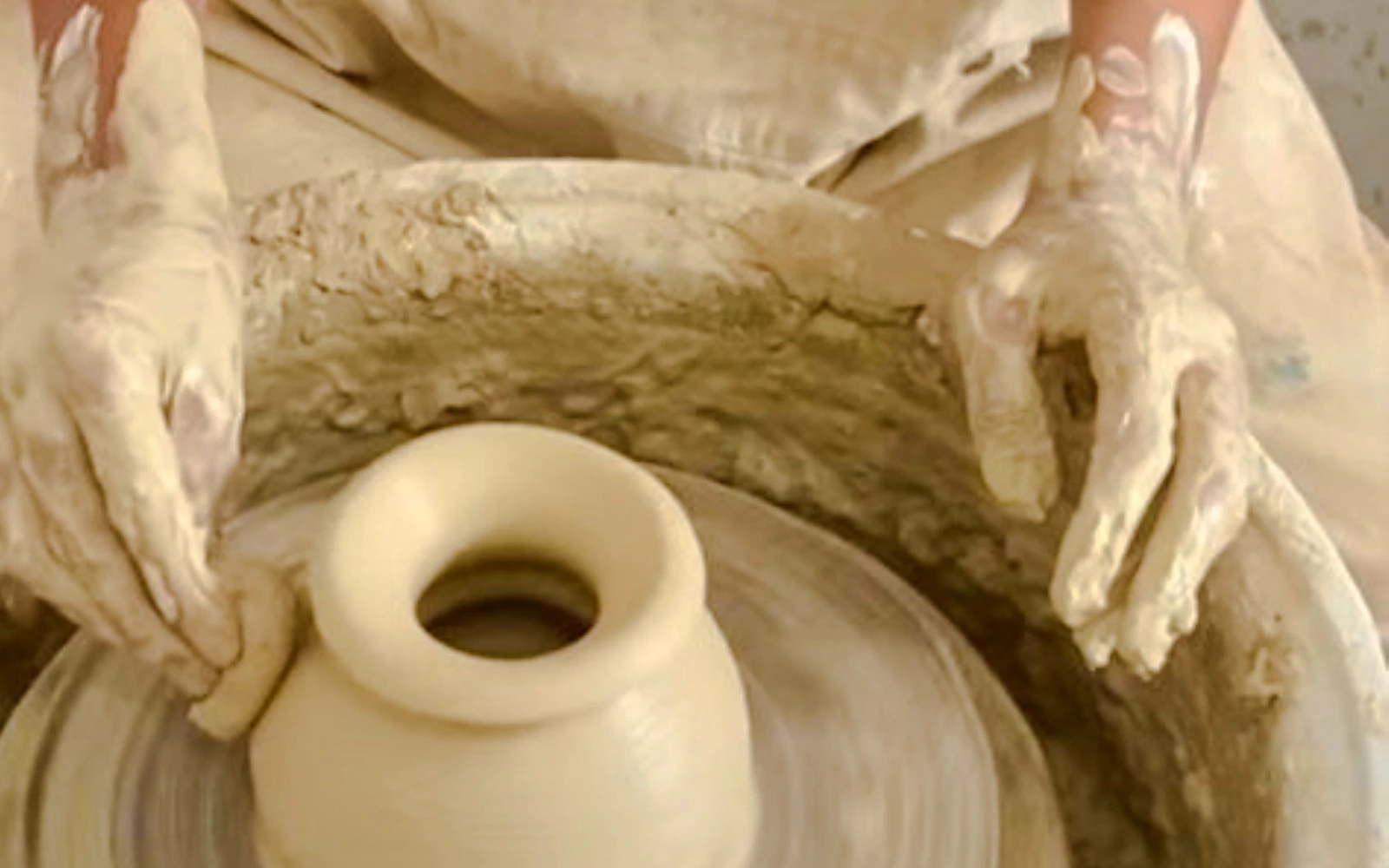 Marrakesh Pottery Workshop in Douar Dadsi (Product 56062)