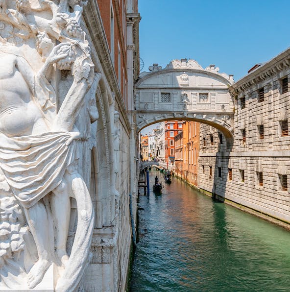 Unlocking the Secrets of Doge’s Palace: Venice’s Gothic Masterpiece