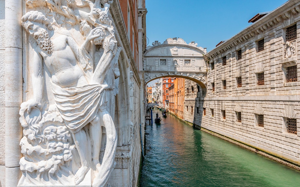 Bridge of Sighs over canal near Doge’s Palace Prisons, Venice.