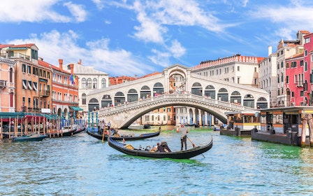 Venice Grand Canal Classic Gondola Ride