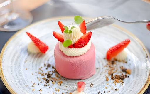 Dessert with strawberries and cream served on Bustronome Paris tour.