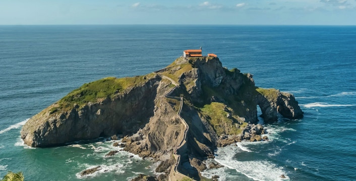 Day Trips To Gaztelugatxe