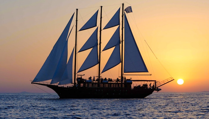 Santorini Dinner Cruises