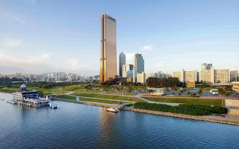 63 Building in Seoul with river view, part of Tickets to 63 Building Observatory + Aqua Planet 63.