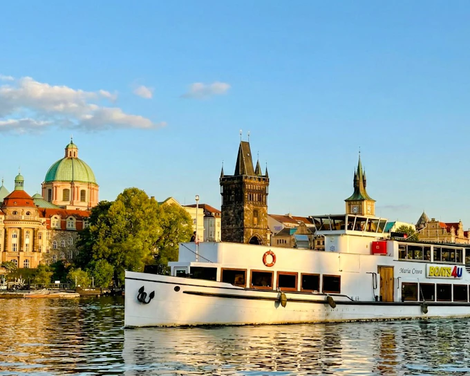 Prague Vltava River Sightseeing Cruise with Buffet Lunch