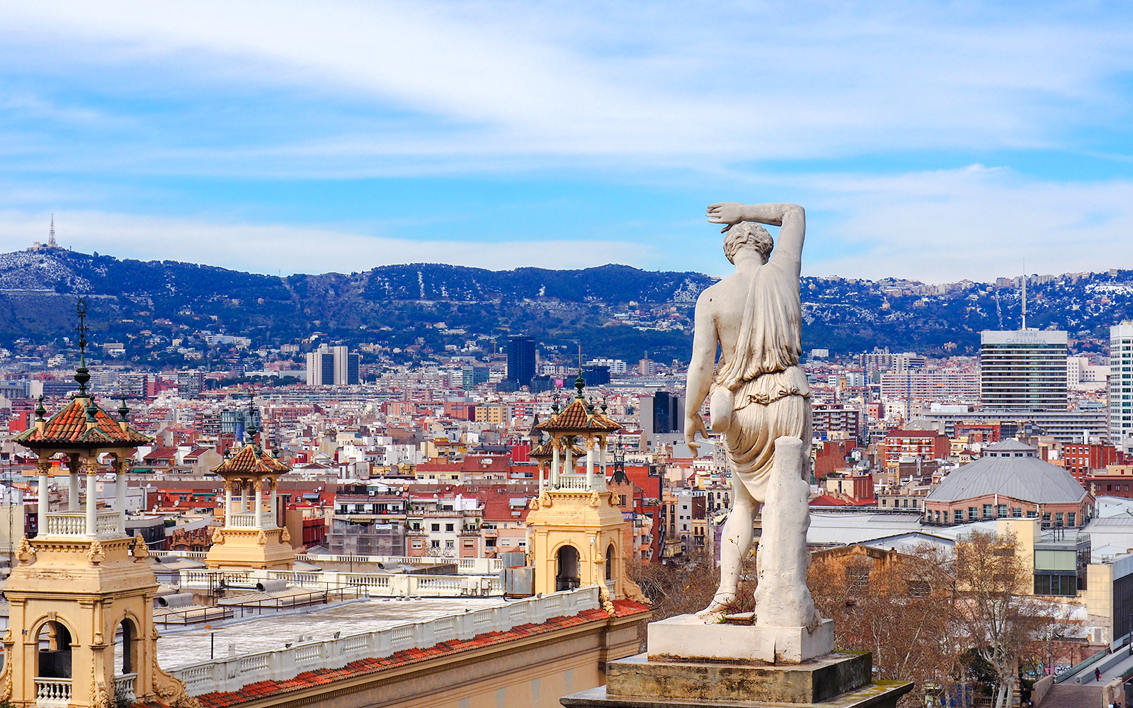  Montjuic  castle statue