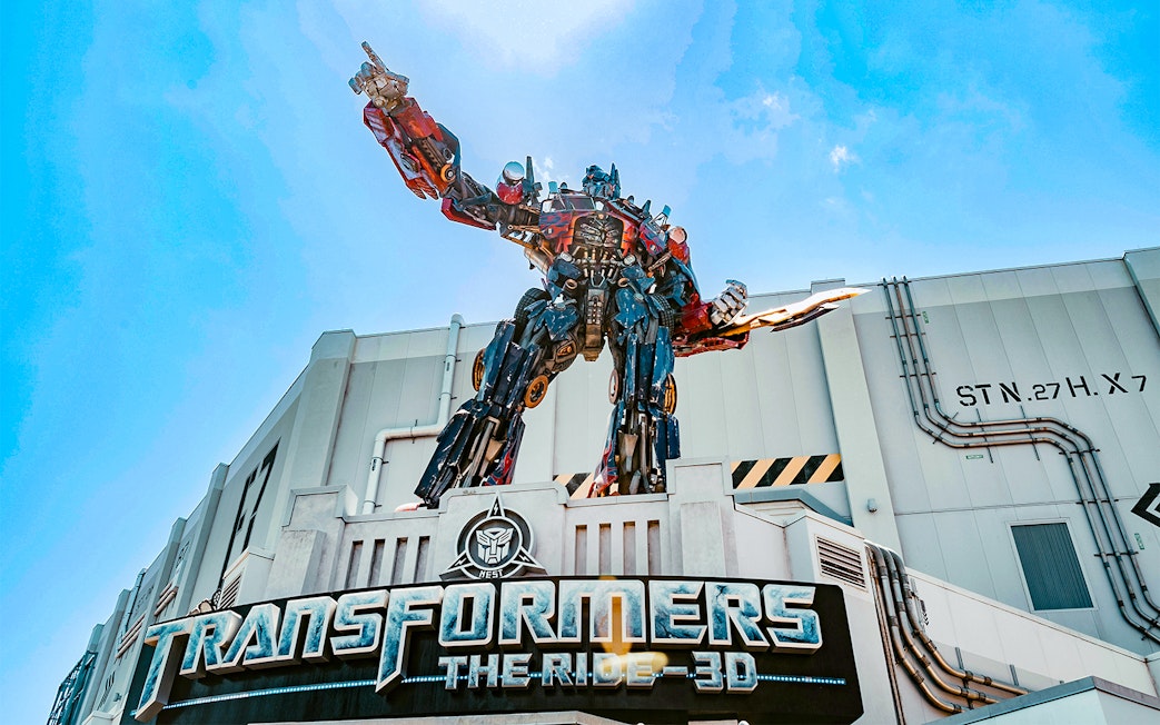 Transformers statue at Transformers The Ride 3D entrance, Universal Orlando, Florida.