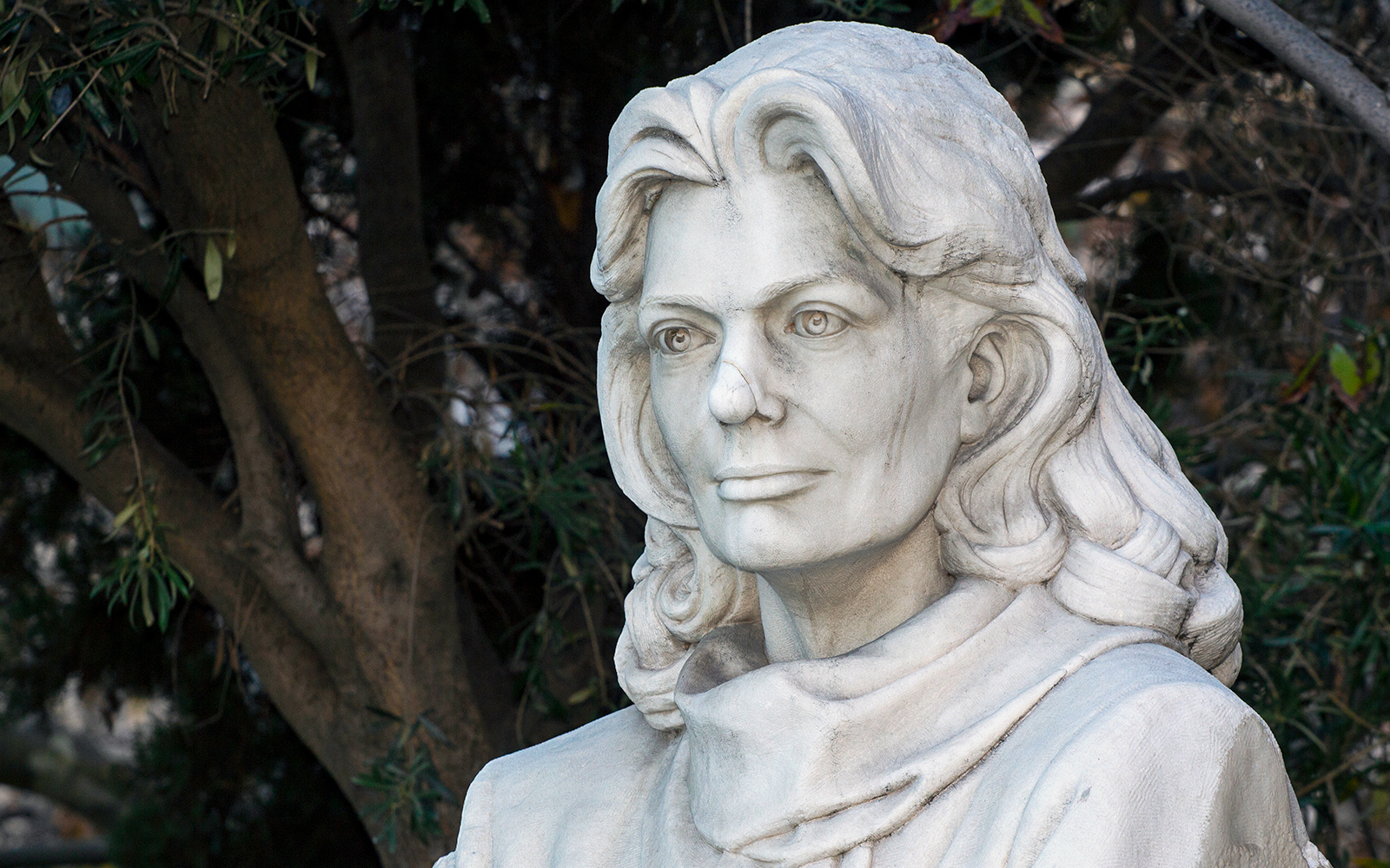 Melina Mercouri Monument