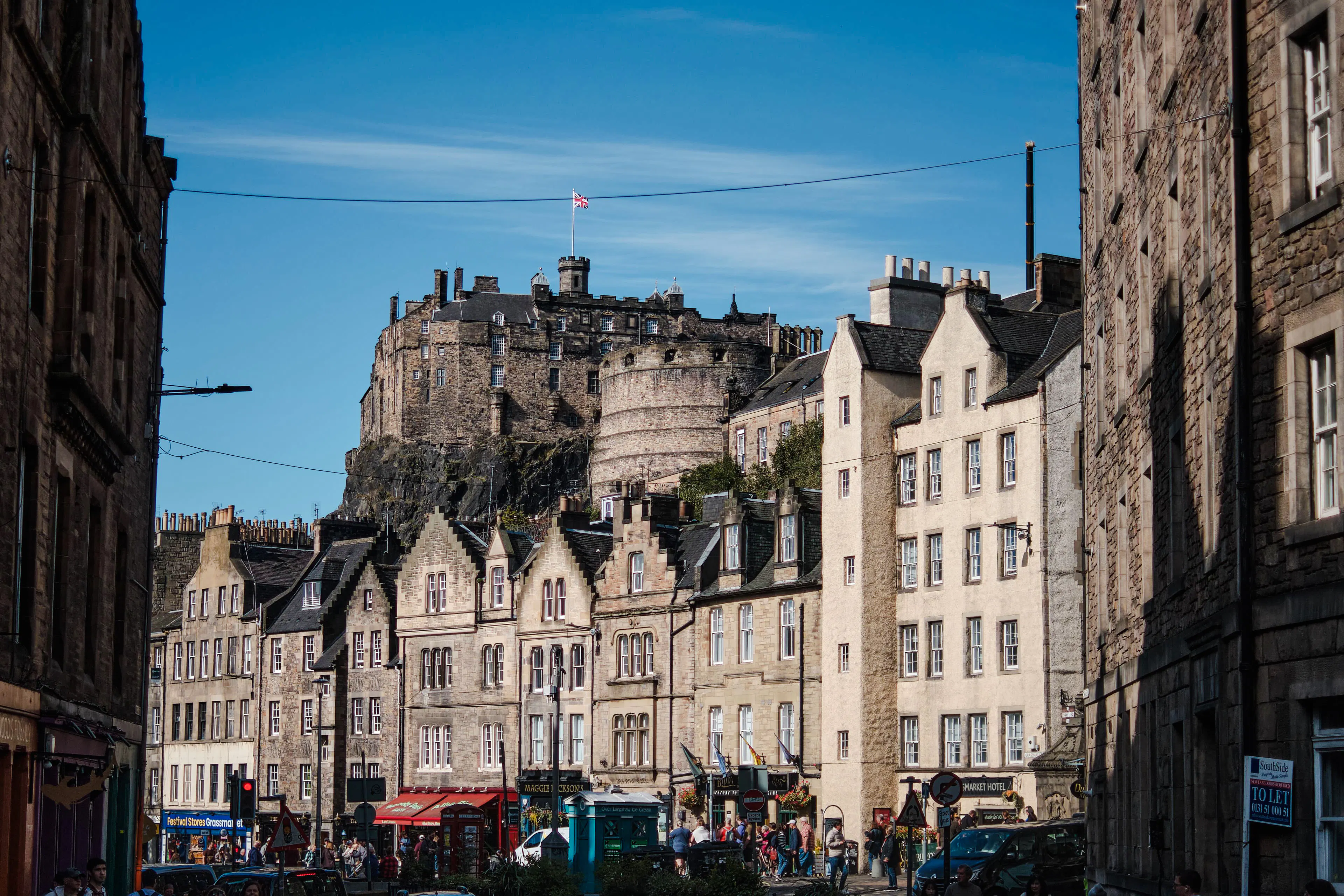 Historic Old Town Walking Tour of Edinburgh