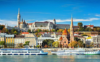 Matthias Church and Fisherman's Bastion with historic buildings in Budapest.