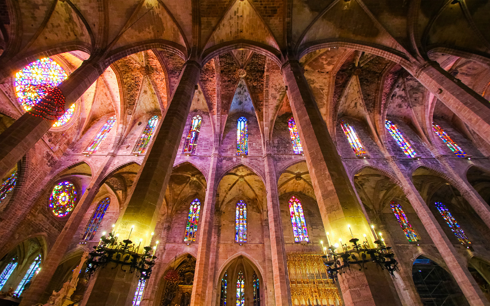 la nave  - catedral palma de mallorca