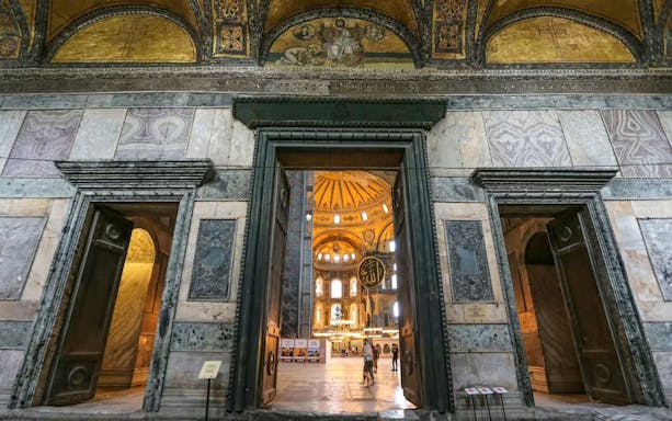 guidet tur i istanbuls gamle bydel i mindre gruppe med spring-køen-over-indgang til hagia sophia og afhentning på hotellet-5