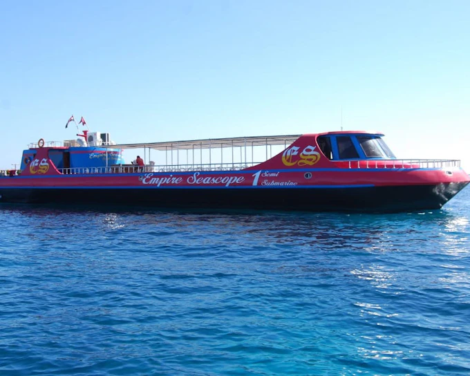 Premium Empire Semi-Submarine, Snorkeling Sea Trip - Hurghada