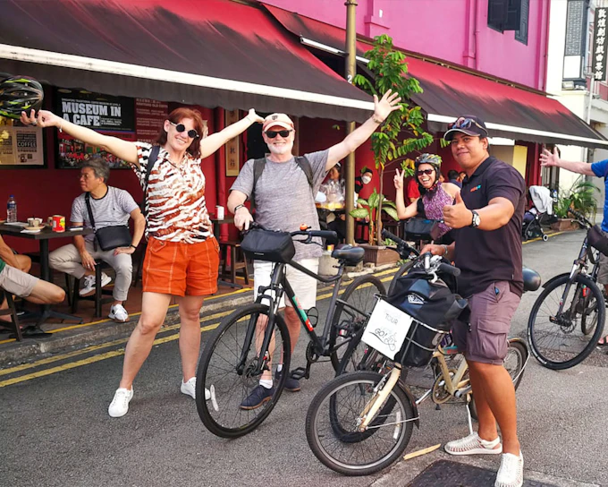 Guided Bicycle Food Tour in Singapore