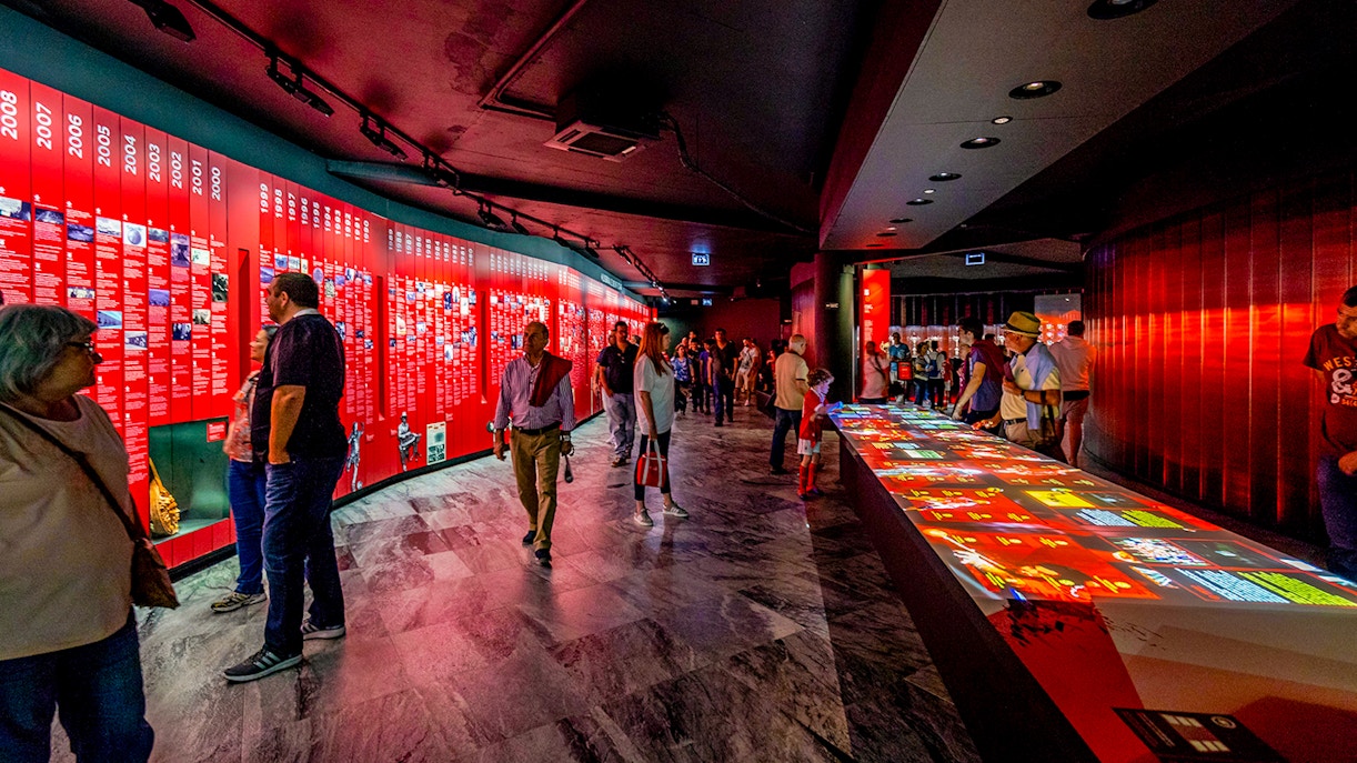 visitors in benefica stadium