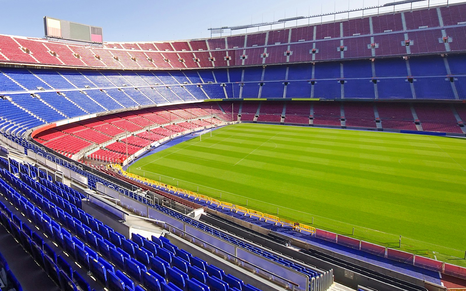 Il campo dello Stadio Re Baldovino