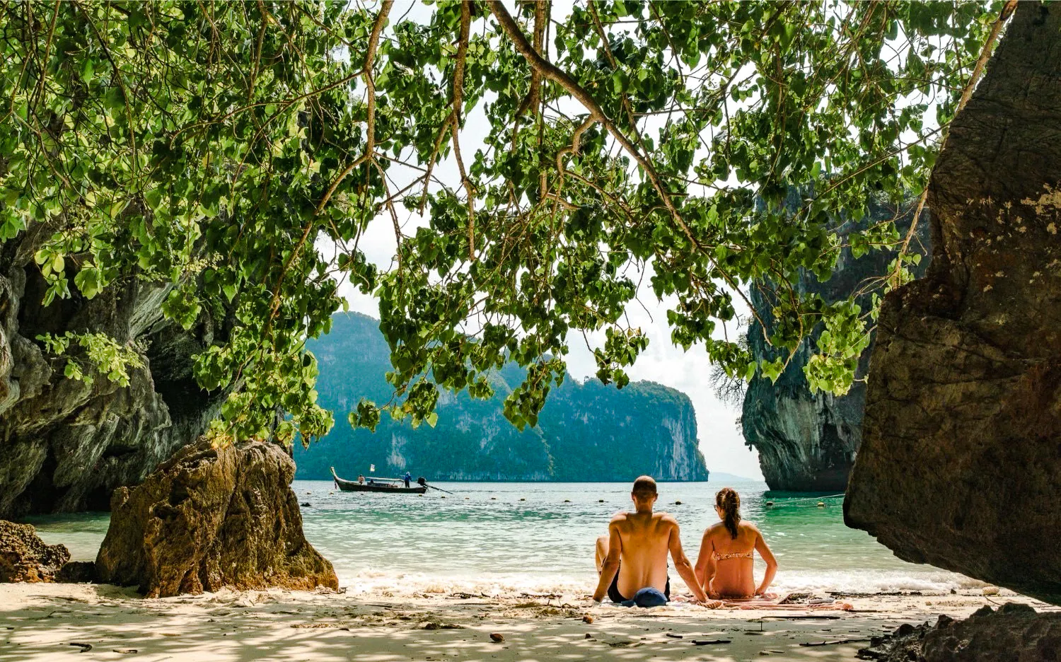 Krabi: Hong Islands by Speedboat with Lunch & Snorkeling