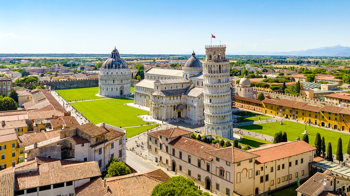 Aerial view of Pisa Monumental Complex, highlighting the Cathedral and Baptistery.