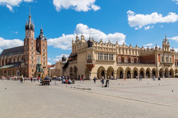 small group guided tour of krakow & wieliczka from warsaw with lunch-6