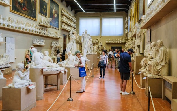 florence small-group guided tour with entry to cathedral, accademia & uffizi galleries-5
