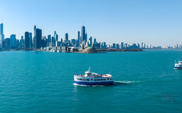 45-Min Lake Michigan Tour by Shoreline