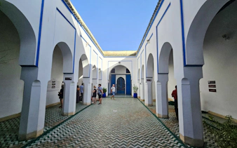 guidet vandretur i marrakech: saadier-gravene, bahia-palasset og basarene i medinaen-3