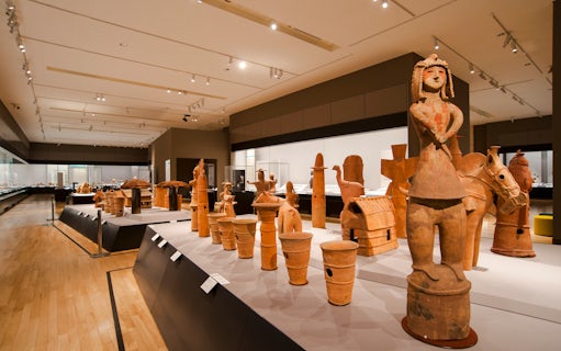 Exhibit of ancient terracotta figures at Tokyo National Museum.