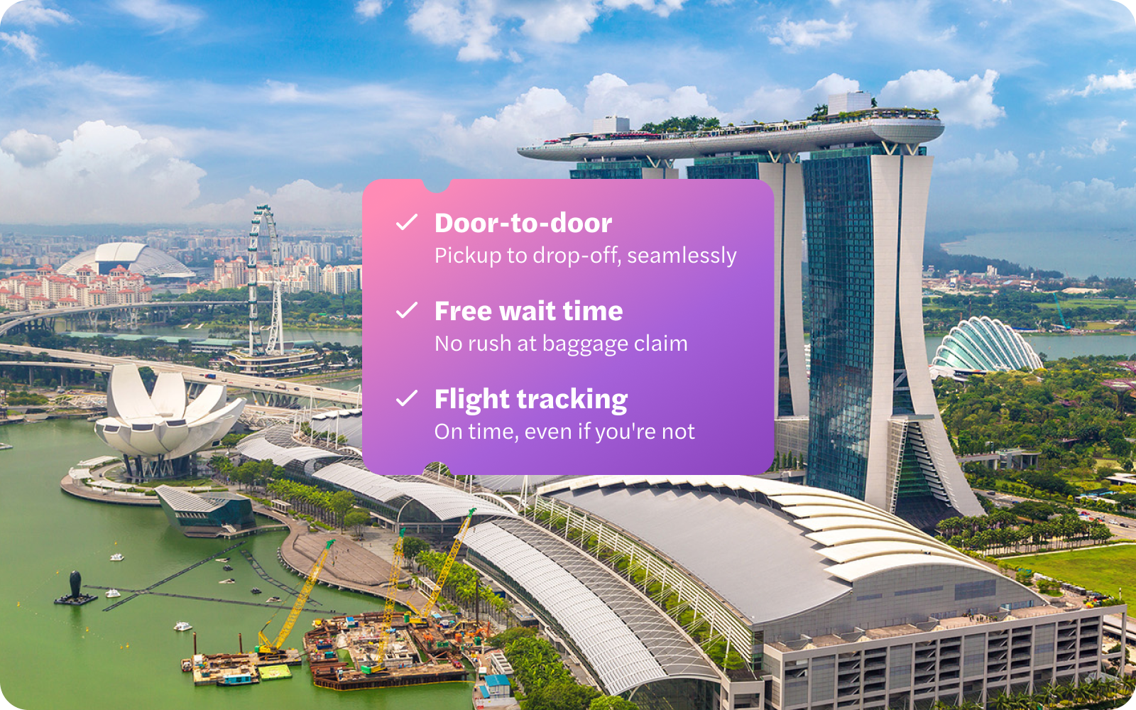 Marina Bay Sands and Singapore skyline with flyer and ArtScience Museum.