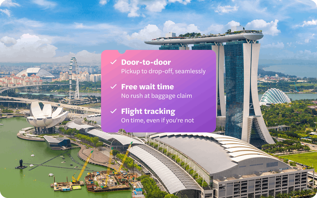 Marina Bay Sands and Singapore skyline with flyer and ArtScience Museum.