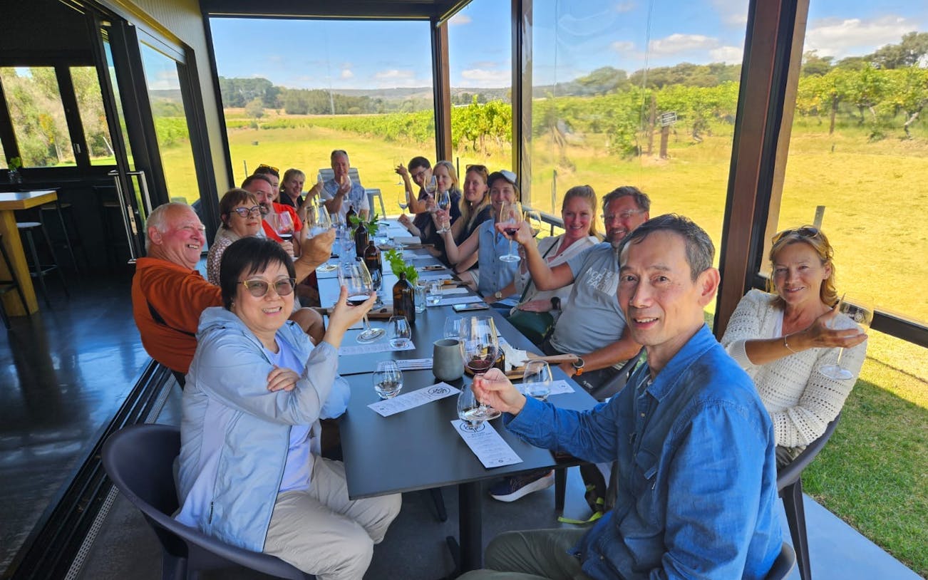 adelaide highlights with wine tasting & coast (full day tour)-5