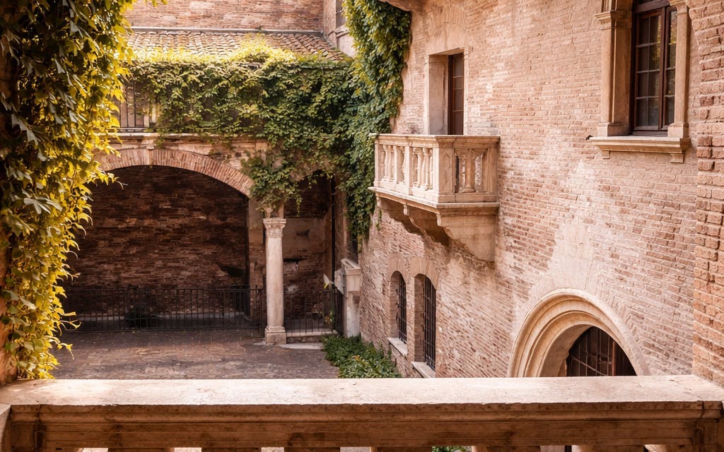 verona: juliet balcony experience visit with museum and audio guide-2