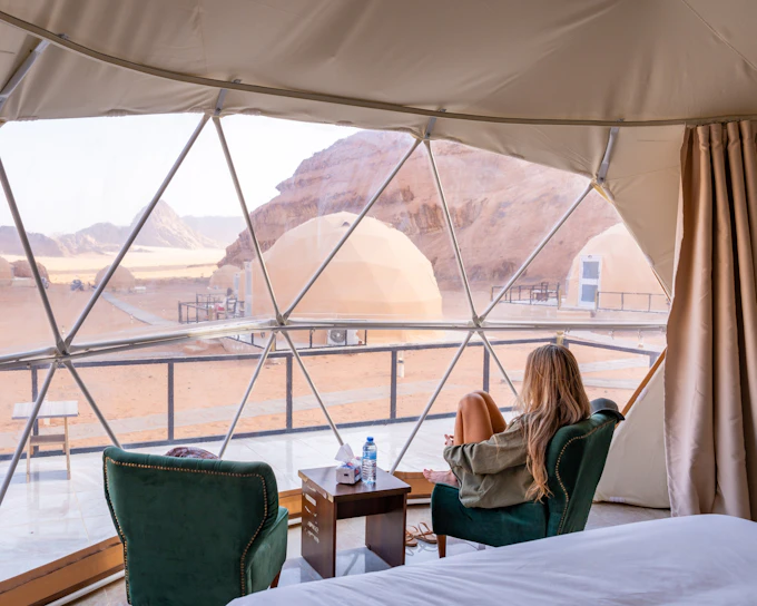 From Amman: Wadi Rum 4x4 Jeep Desert Safari with Bedouin Guide
