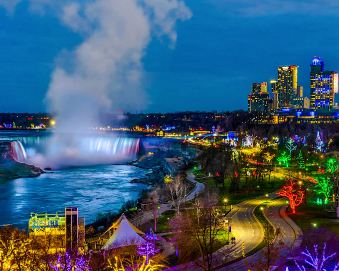 From Toronto: Niagara Festival of Lights Tour with Optional Journey Behind the Falls (Product 30774)