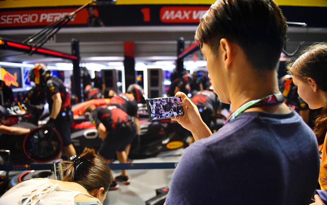 Pit lane walk at the Clubhouse at Formula 1, Singapore