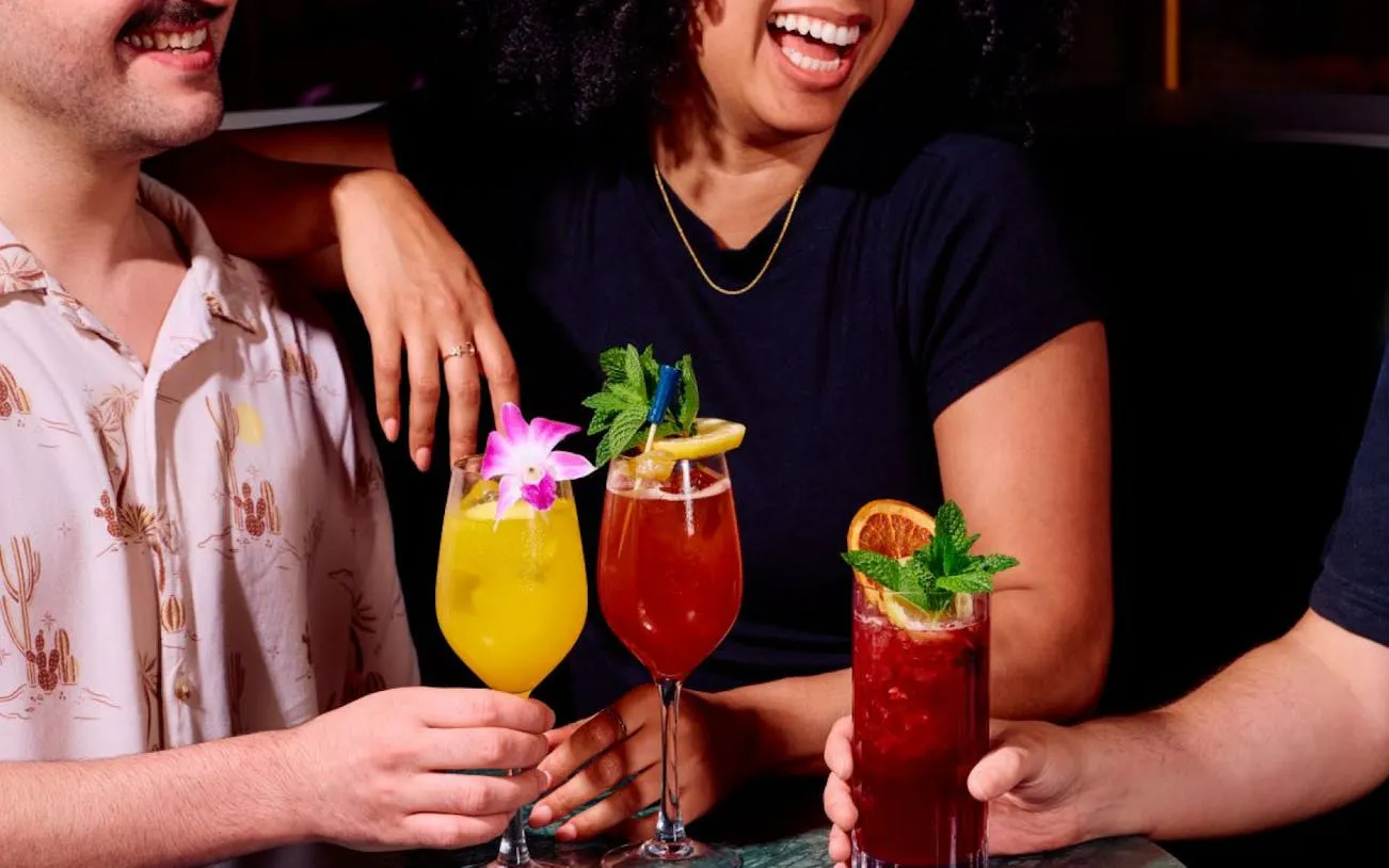 Mini Golf Experience at Swingers with Three Drinks Included Image 4