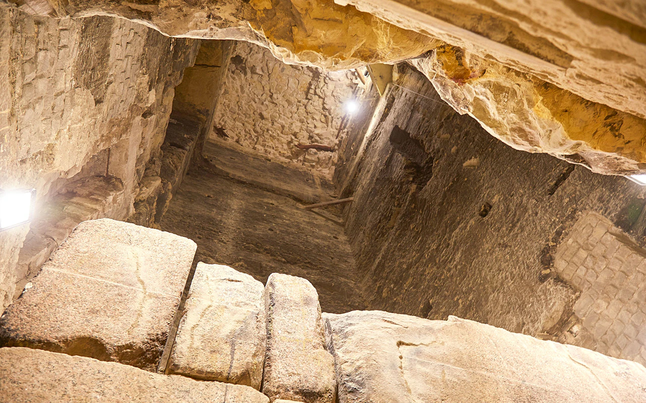 Combo: Giza Complex Skip-the-Line Entry + Grand Egyptian Museum Skip-the-Line Tickets — 9