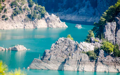 From Antalya: Green Canyon Boat Trip with Lunch and Soft Drinks