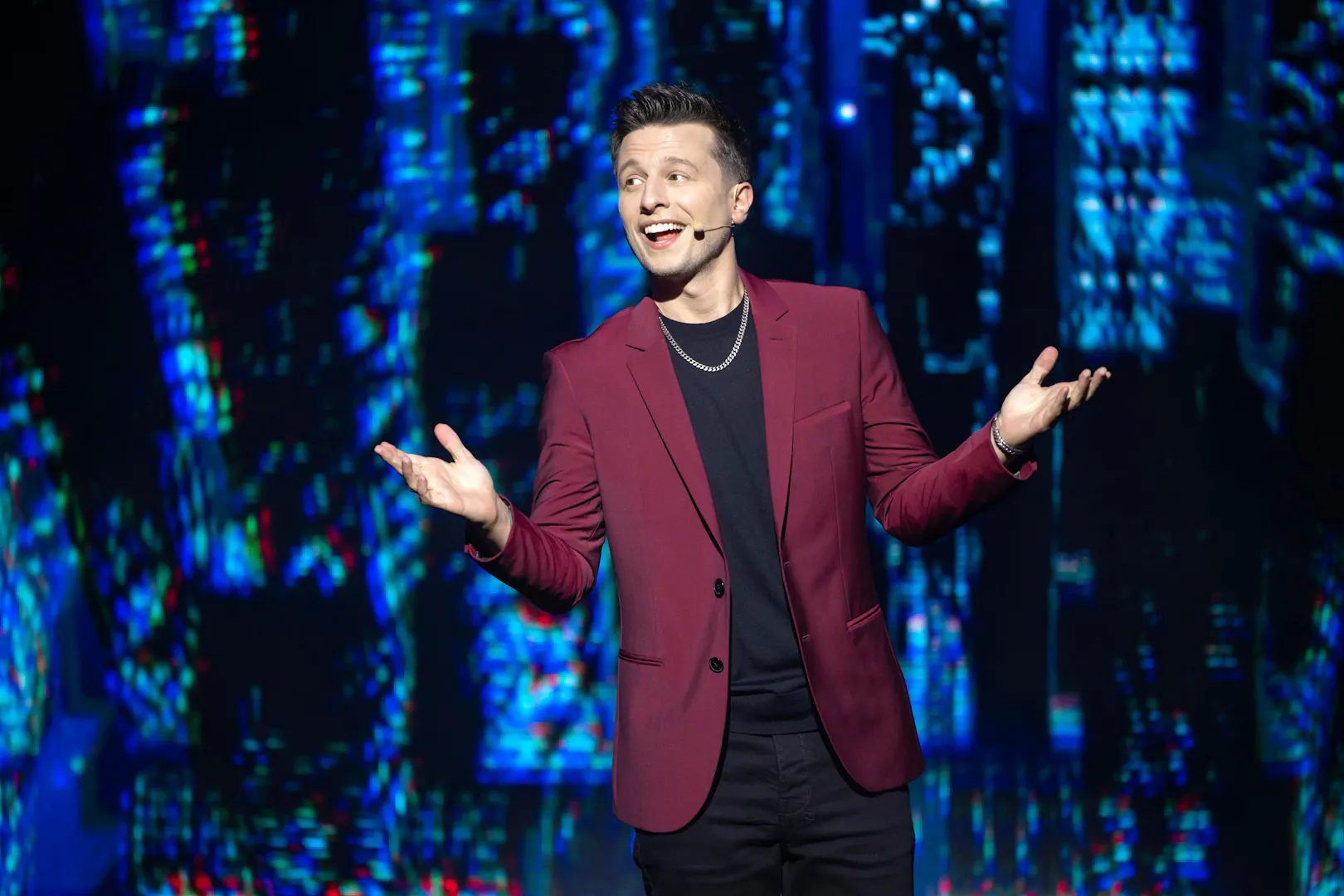 mat franco - magic reinvented nightly-4